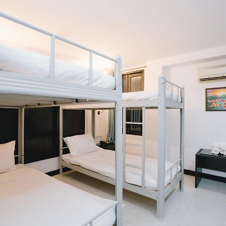 Noble House Patong Hotel Buitenkant foto